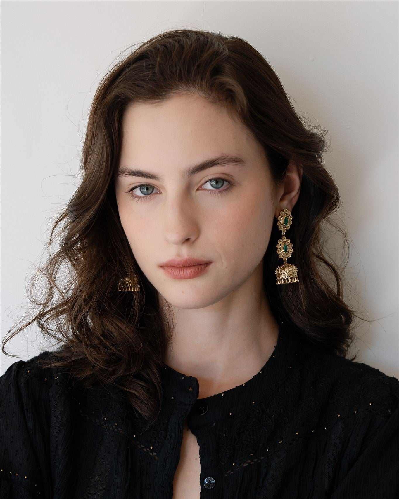 Lakoen Freja Emerald and Recycled brass drop earrings