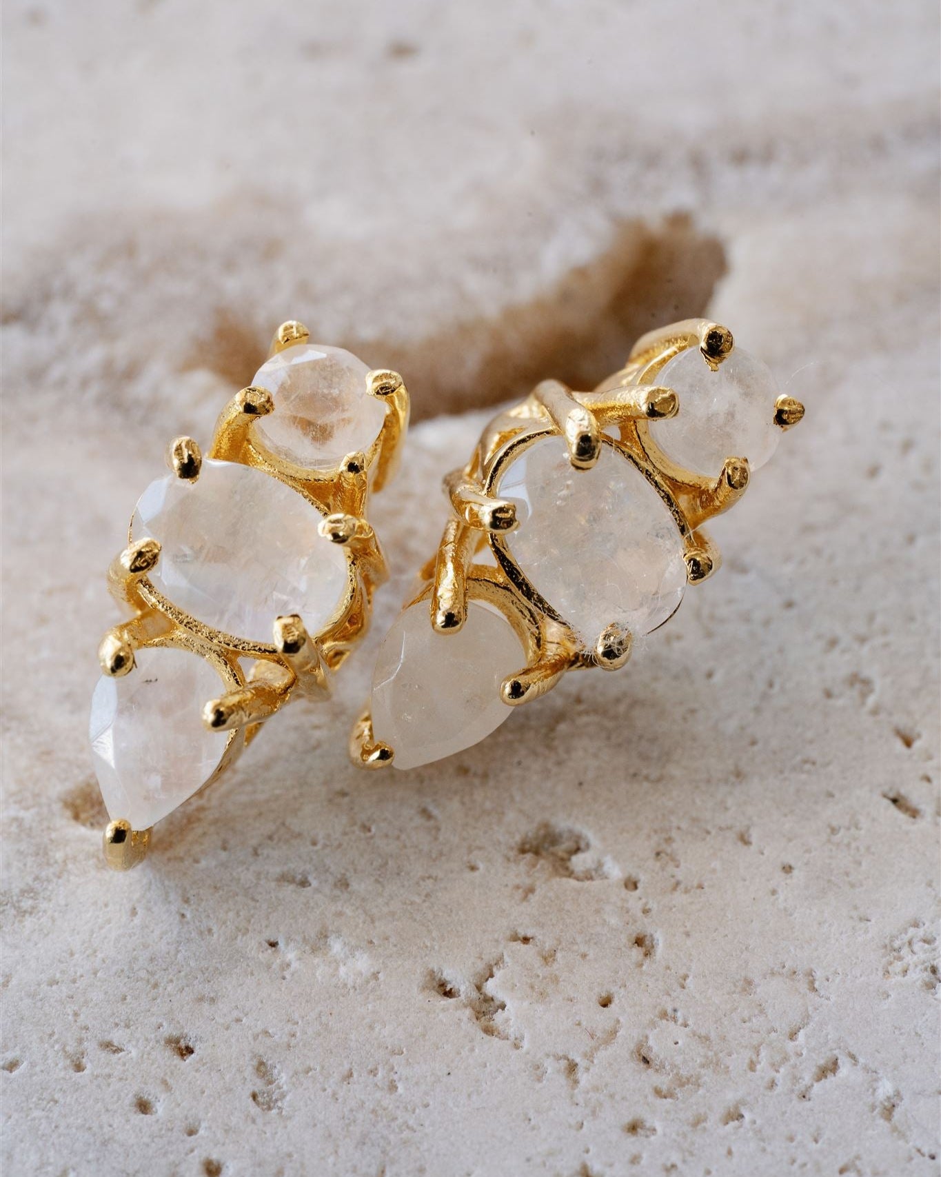 Lakoen agatha Studs in Brass and rainbow moonstone.