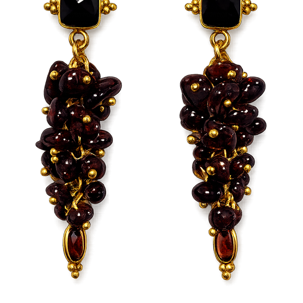 Solène Earrings | Onyx & Garnet